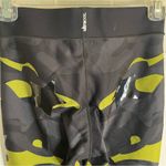 Ultracor  Camouflage Leggings in Black & Green W/ Star Cut-outs Size Small Photo 5