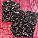 Ellen Tracy  Pajama Set Black and White Fleece Winter Long Sleeve Photo 0