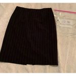 Investments 002-001  Skirt Women's Size 8 Black‎ Pinstripe medium office work Photo 1