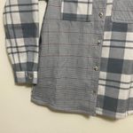 Columbia Sportswear Co. Long Sleeve Button Down plaid gray women's shirt Small Photo 8
