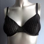 Victoria's Secret - NWT 32DD VS UNLINED DEMI BRA Photo 1