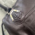 B MAKOWSKY Medium Blk Leather 2 Handle 3 Section Leopard Lining W/ Zippered Area Black Photo 3