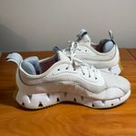 Reebok  Women's Zig Dynamica STR Shoes White Blue Workout Comfort W8.5 Photo 5