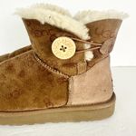 UGG  Mini Bailey Button Boot Womens Size 8 Logo Spellout Brown Monogram Photo 6
