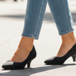 Abella Stylish Black Kitten Heel Pumps Size 9 Photo 0