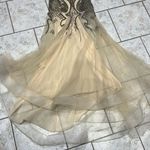 Camille La Vie  Heavily Breaded Prom dress Size 6 Photo 10