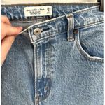 Abercrombie & Fitch Light Wash 90s Straight Ultra High Rise Jean Size 28 / 6 Photo 5