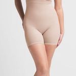 SKIMS ‎ SEAMLESS SCULPT MID THIGH SHORT NWOB size XS mica clay Photo 1