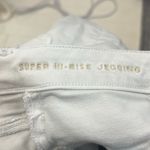 American Eagle  White distressed super hi rise jegging  Jeans size 8 regular. Photo 8