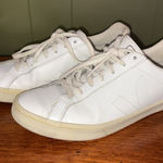 VEJA  Esplar Logo Sneakers Women's White Leather Low Top Casual Sneakers Sz 9 40 Photo 0