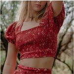 Band of the Free JOELLE CRIMSON FLORAL SMOCKED TOP size medium Photo 0