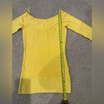 URBAN BEHAVIOR Yellow deep V Photo 6