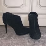 Carlos Santana Heels Photo 0