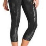 Athleta  lightning foil chaturanga‎ capri size small Photo 0