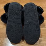 BEARPAW   Abigail boots women size 6. Photo 7