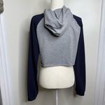 Cropped Raglan Sleeve Sweatshirt Hoodie Size Medium Gray Navy Photo 2