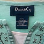 FINAL MARKDOWN Denim and company top small Photo 2