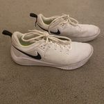 Nike Women's Zoom HyperAce 2 Volleyball Shoes Photo 1