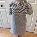 Tyler Boe Navy and White Textured Pleated Pocket Short Sleeve Dress Size M Photo 4