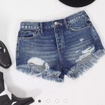 We The Free Loving Good Vibrations distressed exposed pockets frayed shortie 25 Photo 1