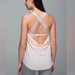 Lululemon tank top size 6. flawed, 2 minor stains Photo 1