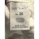 Just Black Womens Size 26 White High Rise Frayed Hem Cropped Jeans Photo 3