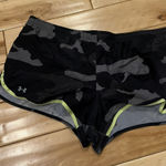 Under Armour Women's Black and Gray Camo Athletic Shorts Photo 0