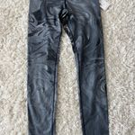 Alo Yoga black marble glossy legging Photo 0