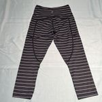 Zyia black stripe pocket light tight capris Size 2 C34 Photo 5