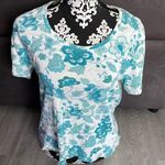 Gloria Vanderbilt White with Blue/Green Flower Print T-Shirt Size Large Photo 0