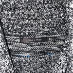Doe & Rae  Turtleneck Sweater Size Medium Photo 3