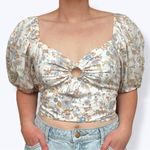Abercrombie & Fitch floral patterned puff sleeve top with circle cut out Photo 6