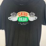 FRIENDS Central Perk T Shirt Black Cup TV Show Sz Large Green Photo 5