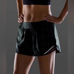 Lululemon Hotty Hot Short II Photo 4