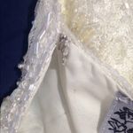 FINAL MARKDOWN Women's Raiment Fashions Beaded Lined Lace Shawl Photo 4