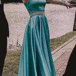 Sherri Hill Prom Dress size 2 Photo 1