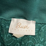 Blush  boutique seamless green floral textured 8” bike shorts Photo 6