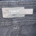 Torrid  cargo pants sz 24 cropped navy blue Photo 2
