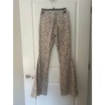 Saints & Hearts Stretchy Leopard Print Bell Bottom jeans 28/44 Photo 3