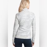 Lole  Essential Camo Full Zip - size XL Photo 1