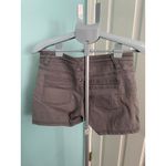 prAna  shorts‎ size 6 gray - 4 inch inseam #163 - missing button Photo 4