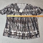 Davi & Dani Davi & Dani Top Womens Large Green Tie Dye Bell Sleeve V Neckline Top NEW Photo 3