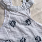 White and Navy Embroidered Sleeveless Top Size XS Photo 4
