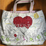 Brighton  “ follow your heart” Design Tote Bag Photo 0
