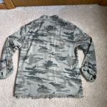 Sanctuary  Ladies Camo Shirt  Size Small  Photo 7