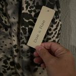 Doe & Rae  shorts size small leopard print Photo 3
