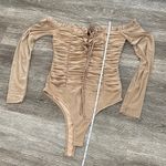 Forever 21  ruffle coquette off the shoulder bodysuit blouse beige tan small Photo 7