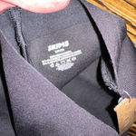 SKIMS  BODY NWT HIGH WAISTED MID THIGH SHORT SMALL ONYX Photo 2