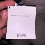 Victoria's Secret Sports Bra Photo 2