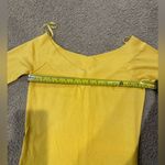 URBAN BEHAVIOR Yellow deep V Photo 4
